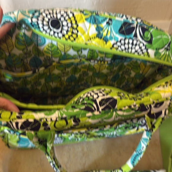 Vera Bradley, Limes Up Metropolitan bag, Retired - Picture 3 of 5